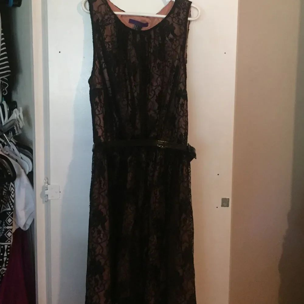 Forever 21 Lace Dress sz. Small
